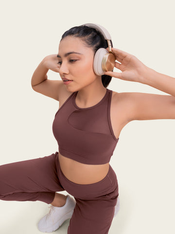 Aera Cloud Sports Bra (Soil)