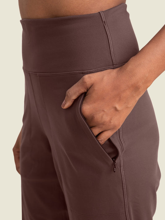 Arise Joggers (Soil)